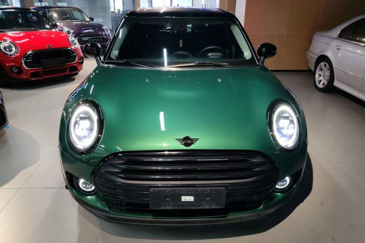 Used  Clubman 2023 1.5T COOPER Connoisseur
