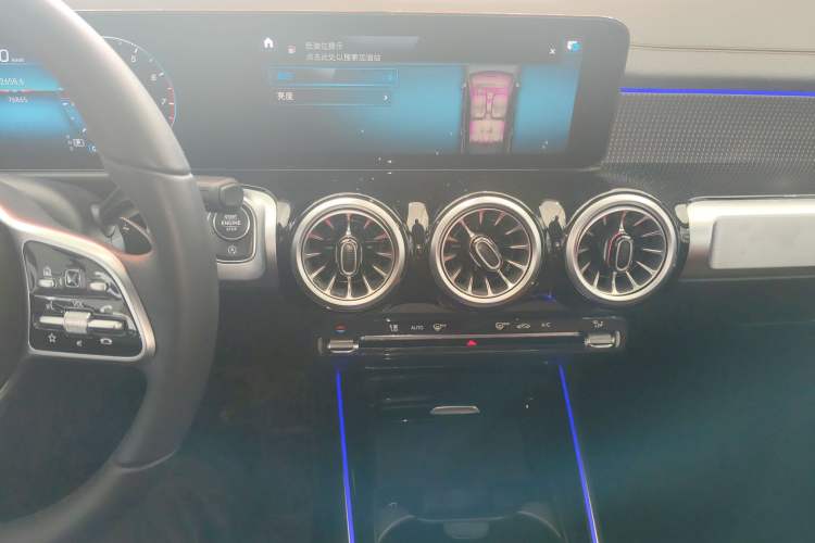 Used Mercedes-Benz GLB 2021 GLB 200 Fashion Model
