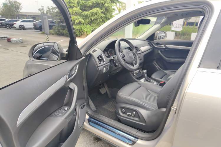 Used Audi Q3 2018 30th Anniversary Edition 30 TFSI Style Model
