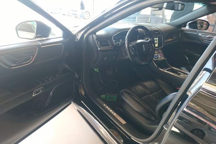 Used Lincoln Continental 2018 2.0T Two-Wheel Drive Luxury Edition