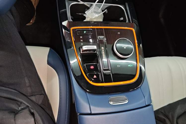 Used  Zhuifeng C-DM 2023 1.5 TCI-DHT 80KM "Chengfengqi" Edition
