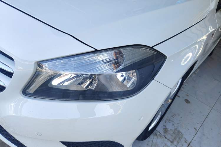 Used Mercedes-Benz A-Class (Import) 2013 A 180 Fashion Model
