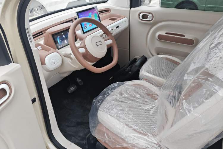 Used Bestune Pony 2026 Model 222km Cute Horse Plus
