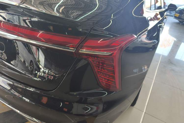 Used Hongqi H5 2024 2.0T Automatic Smart Connect Flagship Edition
