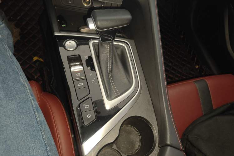 Used Changan Eado 2021 PLUS Blue Whale NE 1.4T GDI DCT Prestige Model
