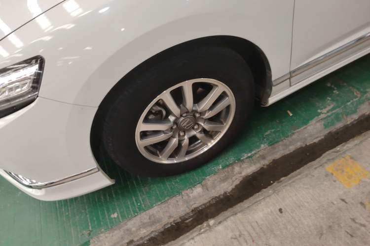 Used Honda Spirior 2015 2.0L Prestige Edition
