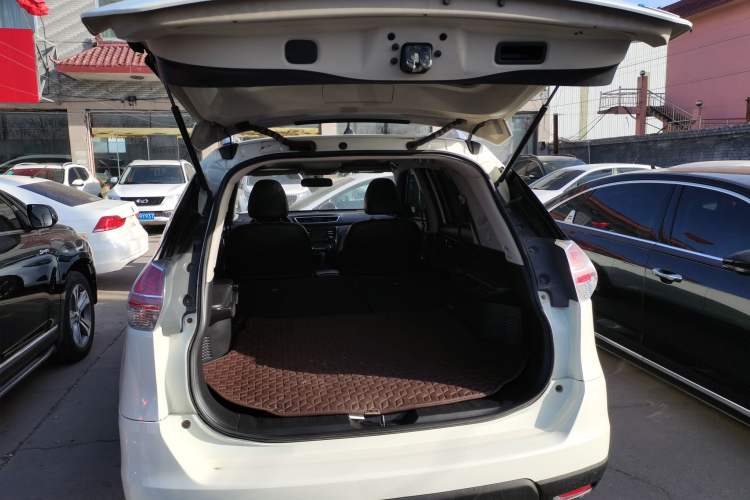 Used Nissan X-Trail 2014 2.0L CVT Comfort Edition 2WD
