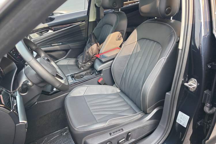 Used Volkswagen Passat 2023 Revised 380TSI Luxury Edition