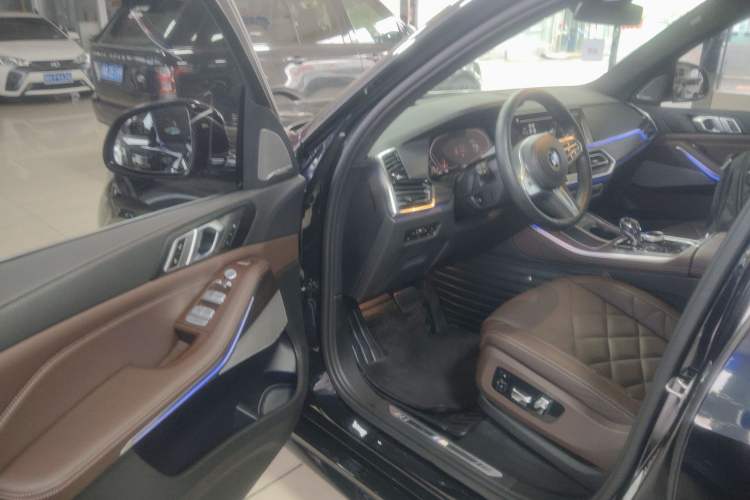 Used BMW X5 2022 Restyled xDrive 40Li M Sport Package
