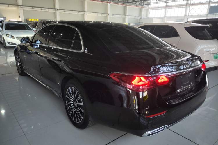 Used Mercedes-Benz E-Class 2025 E 260 L