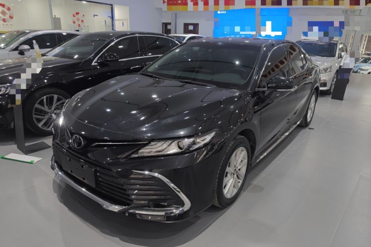 Used Toyota Camry 2023 2.0G Luxury Edition
