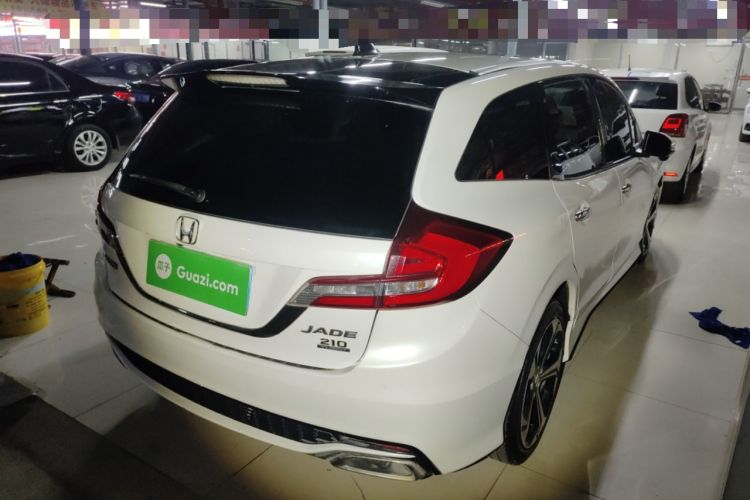 Used Honda Jade 2017 210 TURBO CVT Luxury Edition 5 Seats
