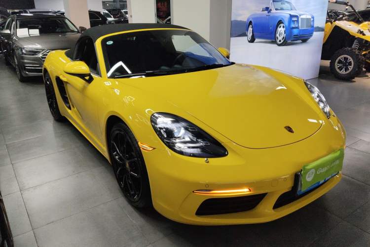 Used Porsche 718 2022 Boxster 2.0T
