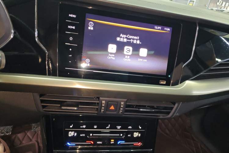 Used Volkswagen Passat 2020 Facelift 330TSI Elite Edition China VI Standard