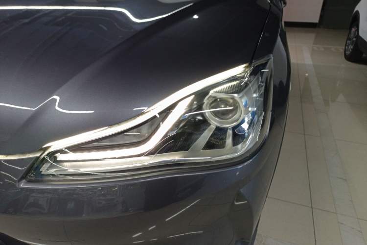 Used NETA V 2021 Long-Range Entertainment Edition Upgrade Model