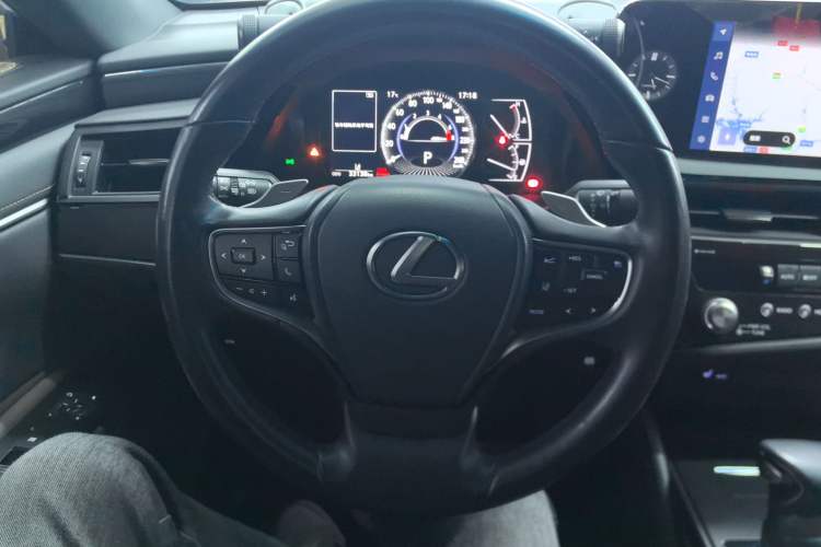 Used Lexus ES 2022 200 Excellence Edition