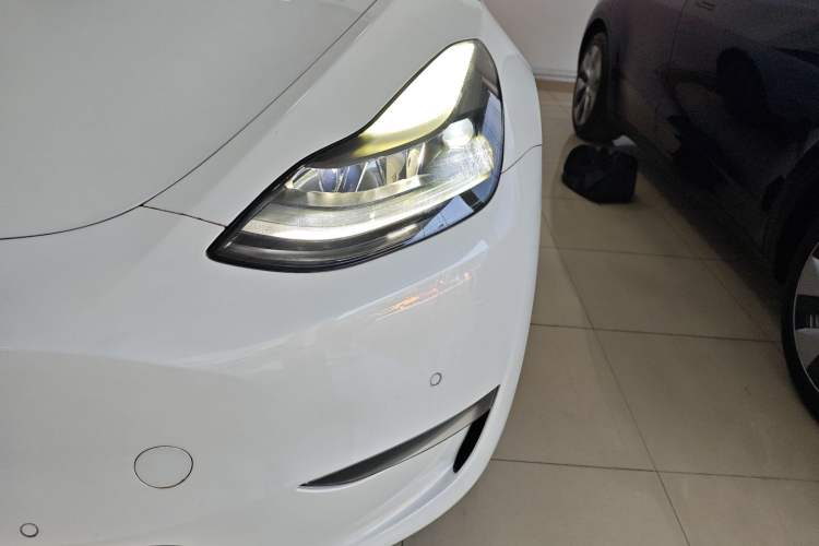 Used Tesla Model Y 2021 Long-Range All-Wheel-Drive Version