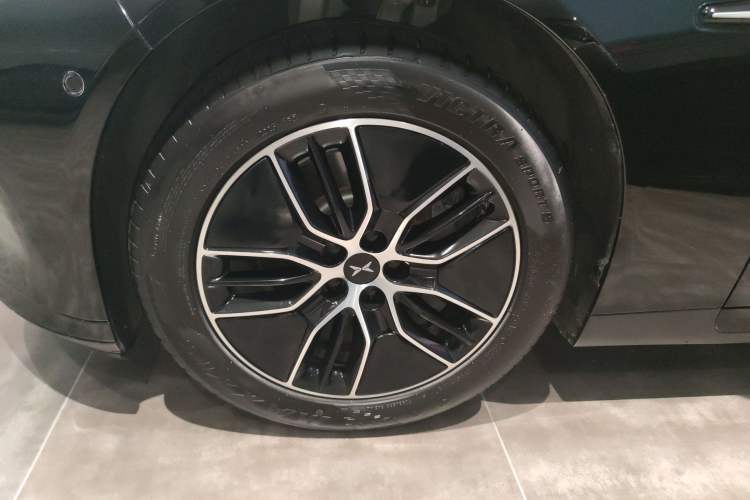 Used XPeng P7 2023 P7i 702 Pro