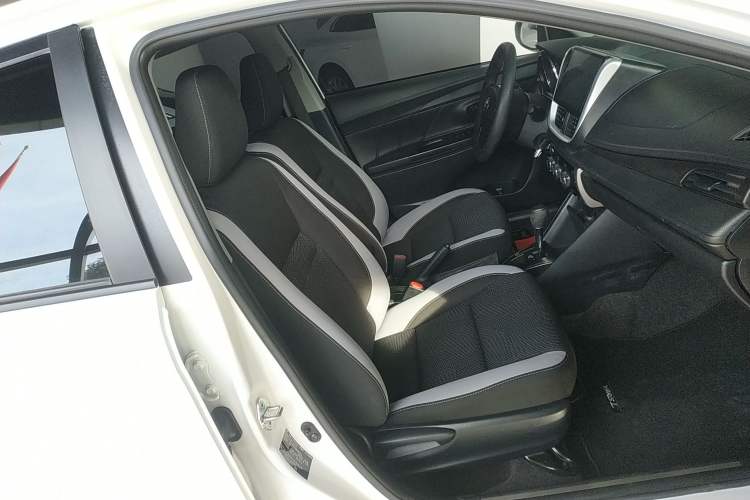 Used Toyota YARiS L 2021 X-Trail 1.5L CVT Leading Edition
