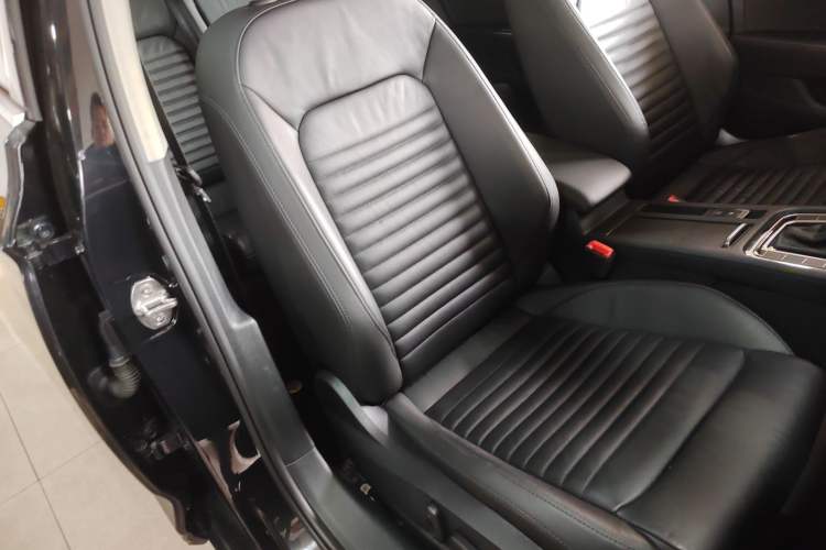 Used Volkswagen Magotan 2019 280TSI DSG Leading Model China V Standard
