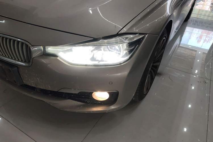 Used BMW 3 Series 2019 320Li Fashion Model
