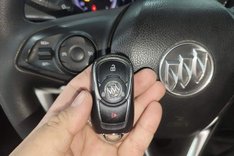 Used Buick Envision 2018 20T Two-Wheel-Drive Leading Model
