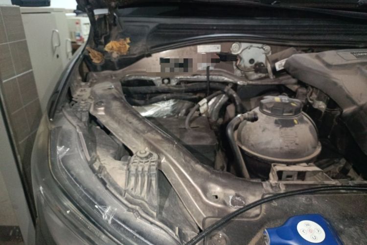 Used Huasong 7 2015 2.0T automatic comfort version