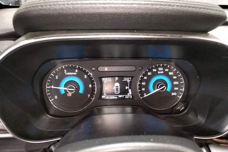 Used Dongfeng Fengon 580 2017 1.5T CVT Smart Style Model