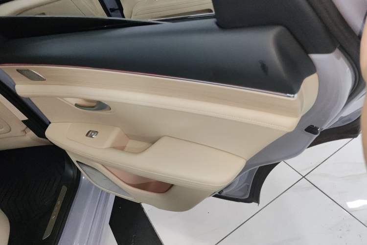 Used Hima AITO M5 2024 Extended-Range Max RS Four-Wheel Drive Advanced Intelligent Driving Version
