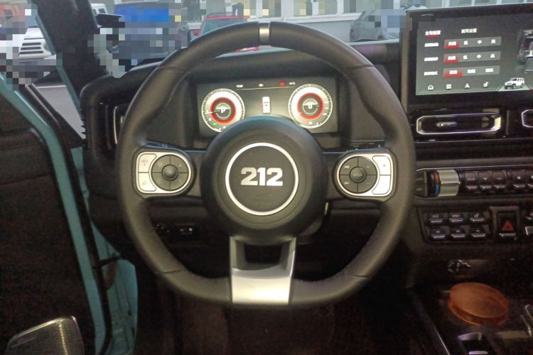 Used  T01 2025 2.0T Changfeng
