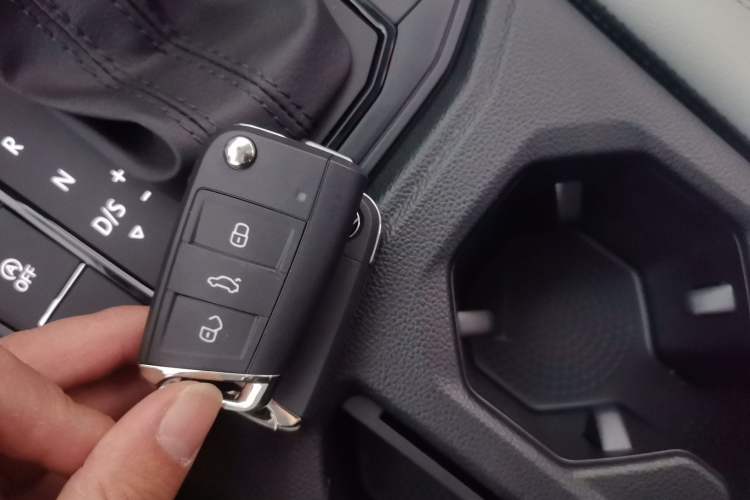 Used Volkswagen Lavida 2024 300TSI DSG Full-Comfort Edition