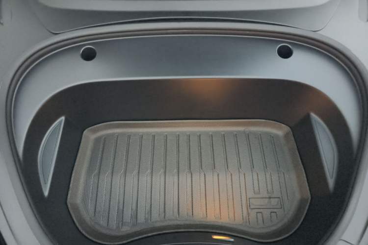 Used Tesla Model 3 2022 Rear-Wheel-Drive Version
