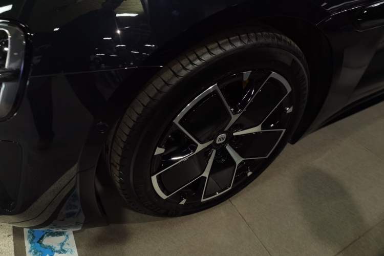 Used  SU7 2024 Four-Wheel Drive Ultra-Long Range Advanced Intelligent Driving Max Edition
