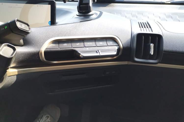 Used Baojun KiWi EV 2022 Artist Lite Edition Ternary Lithium
