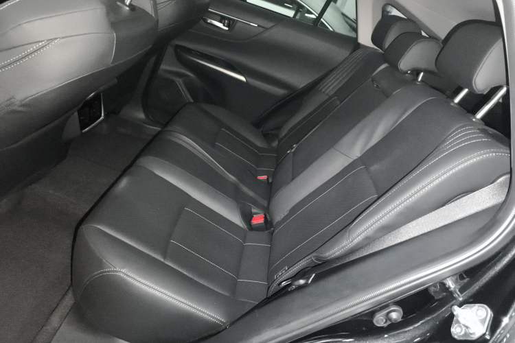 Used Toyota Harrier 2022 2.0L CVT Two-Wheel Drive Deluxe Edition