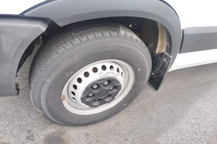 Used Iveco Eurocargo 2021 2.0T Manual Super-Rui Short Wheelbase High-Roof Side-Sliding Door F1A