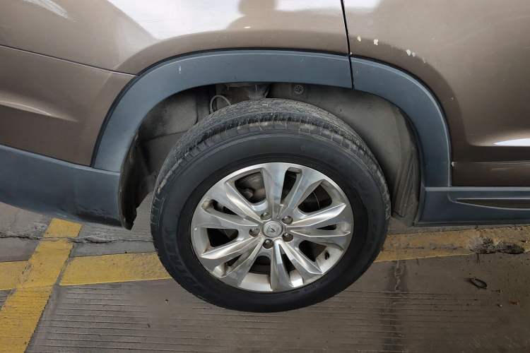 Used Changan CS95 2017 2.0T Two-Wheel Drive Zhiyuan Edition