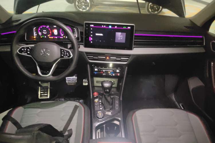 Used Volkswagen Tiguan L 2023 380TSI Automatic All-Wheel Drive R-Line Flagship 7-Seater