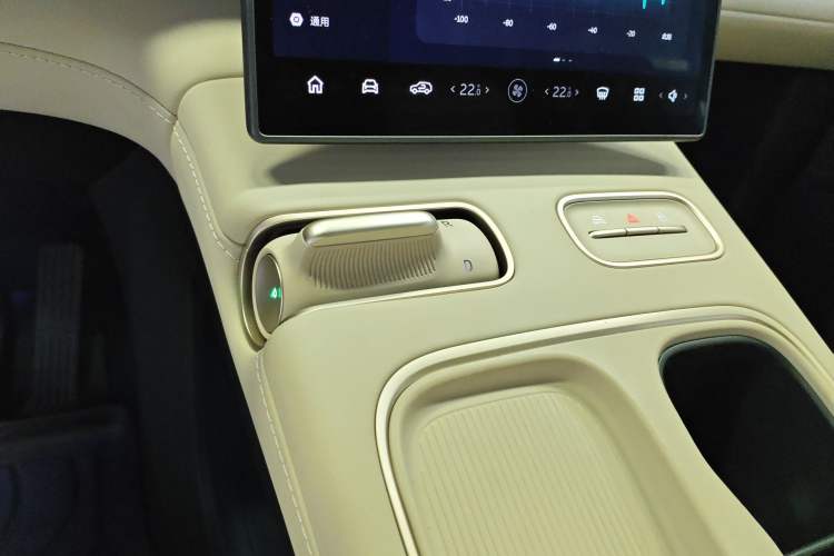 Used Nio ES6 2023 75 kWh