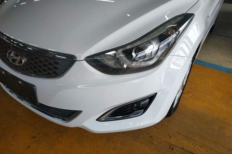 Used Hyundai Elantra 2016 1.6L Automatic Smart Version
