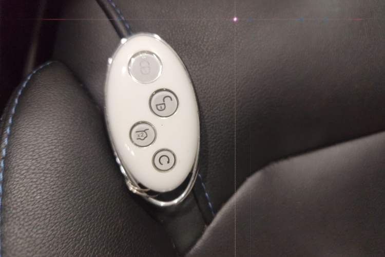 Used BYD Yuan New Energy 2019 EV360 Smart Connect Elite Model
