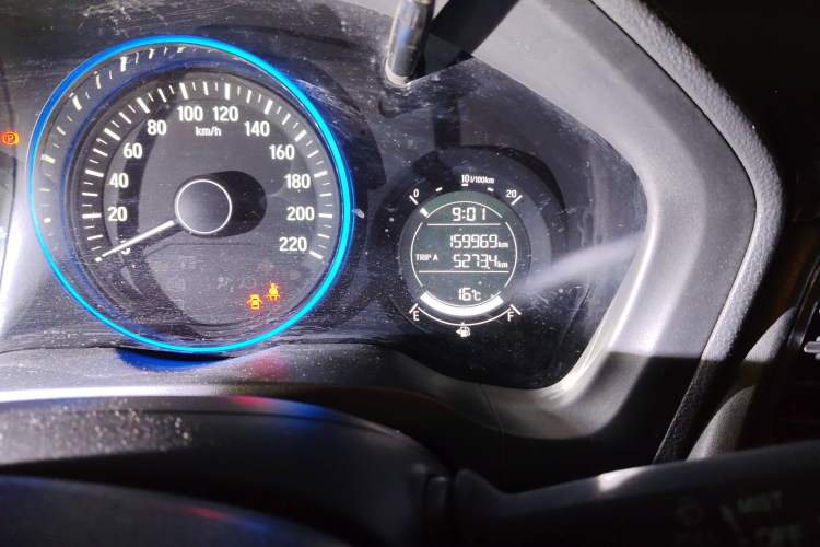 Used Honda Vezel 2015 1.8L CVT 2WD Elite Model
