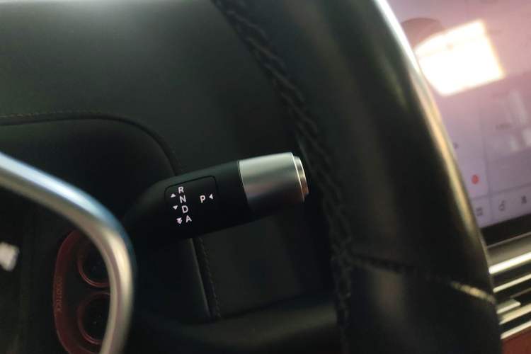 Used Li Auto L8 2023 Pro Model
