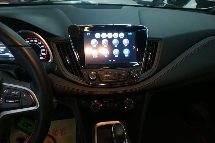 Used Chevrolet Monza 2019 RS 330T Automatic Comfort Edition China VI Standard