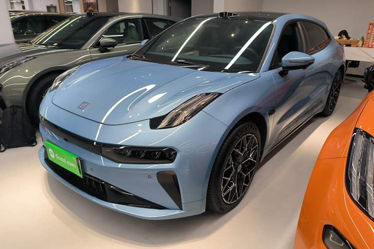 Used Zeekr 001 2025 YOU Edition 100 kWh All-Wheel Drive
