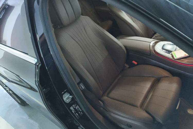 Used Mercedes-Benz E-Class 2022 Updated E 260 L