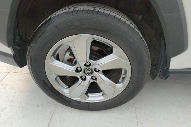 Used Toyota RAV4 2020 2.0L CVT Two-Wheel Drive Fashion PLUS Edition