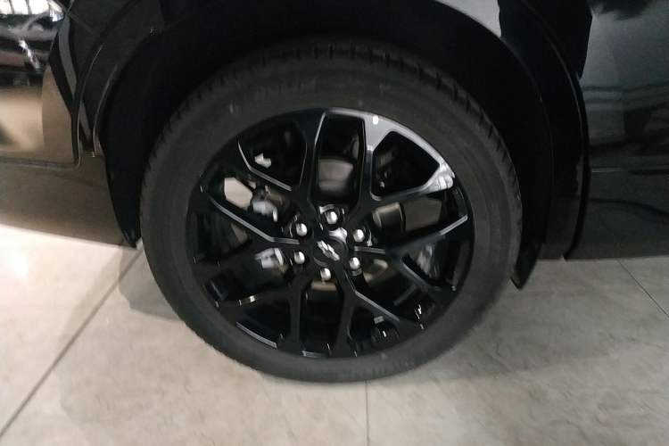 Used Chevrolet Blazer 2023 Light Hybrid 650T RS Twin-Clutch All-Wheel Drive Engine Version
