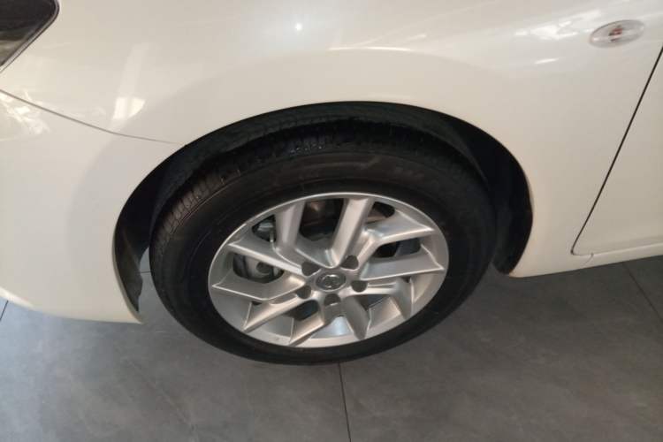 Used Nissan Tiida 2024 1.6L CVT Cool Dynamic Edition
