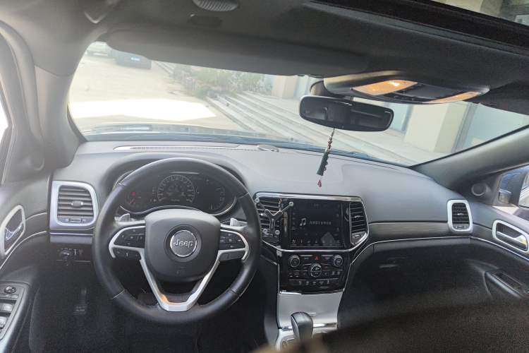 Used  Grand Cherokee 2020 3.0L Elite Navigation Edition